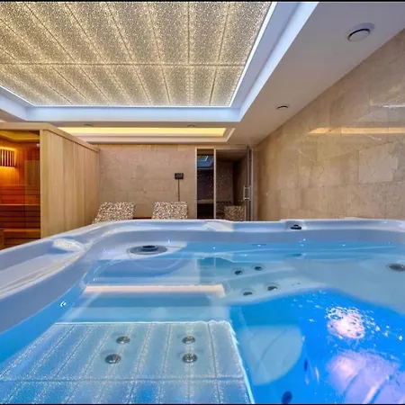 Apartahotel M&a S34 & Besplatan Spa, Elsa 2